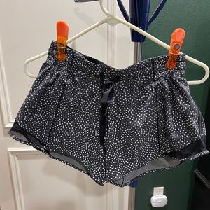 Lululemon shorts, size 6